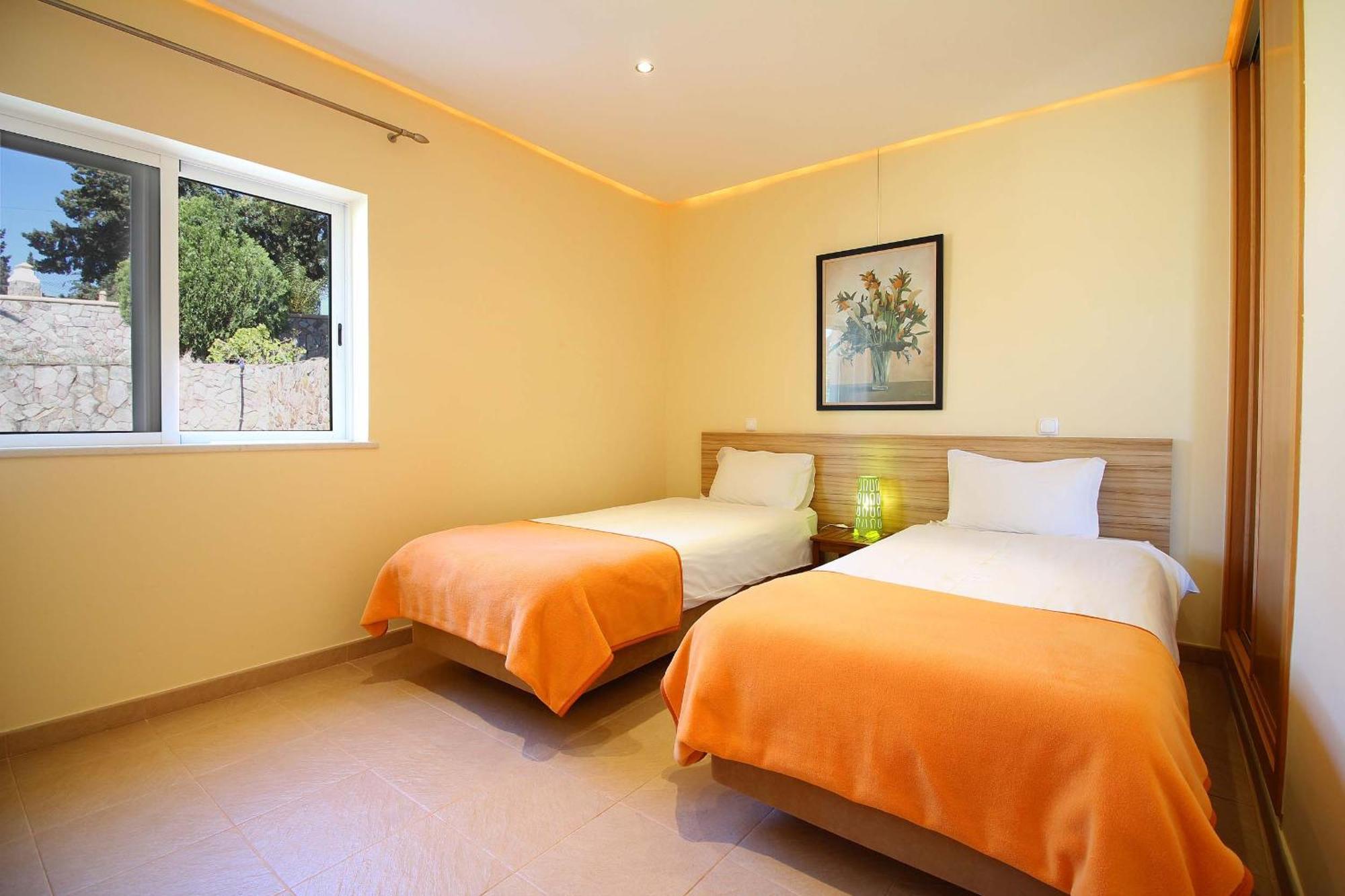 Hostal Quinta dos Vales Wine Estate Estômbar Habitación foto